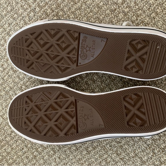 Converse Lift Platform - Picture 4 of 4